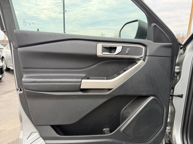 Certified 2023 Ford Explorer XLT image 23