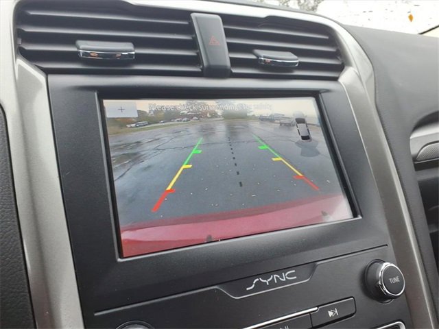 Certified 2020 Ford Fusion SE image 19