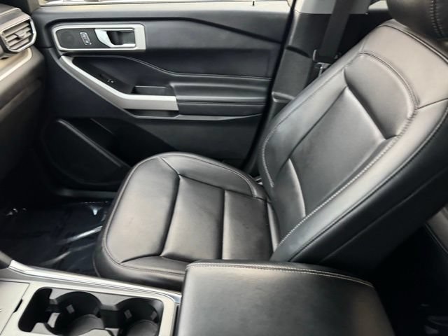 Certified 2023 Ford Explorer XLT w/ Equipment Group 202A AWD/4WD image 27