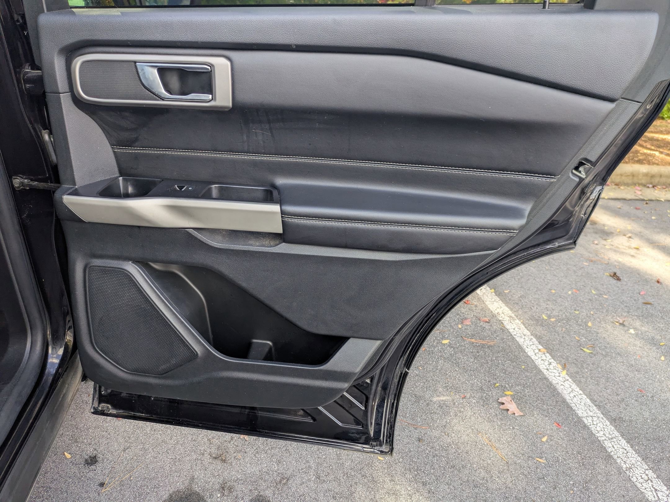 Certified 2021 Ford Explorer XLT image 32