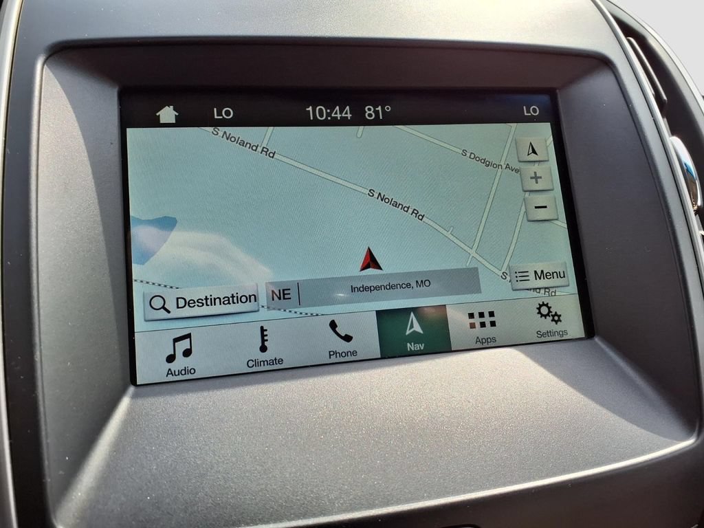 Certified 2018 Ford Edge SEL w/ Equipment Group 201A FWD image 12