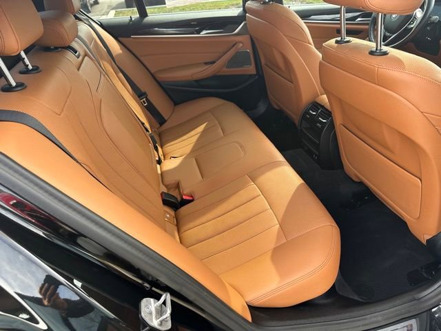 Used 2023 BMW 530e xDrive w/ Premium Package AWD/4WD image 11