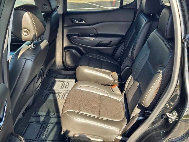 Used 2022 GMC Acadia SLT w/ Technology Package AWD/4WD image 21