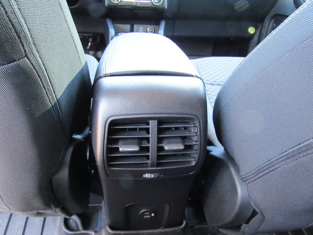 Certified 2021 Ford Escape SE w/ Convenience Package FWD image 20