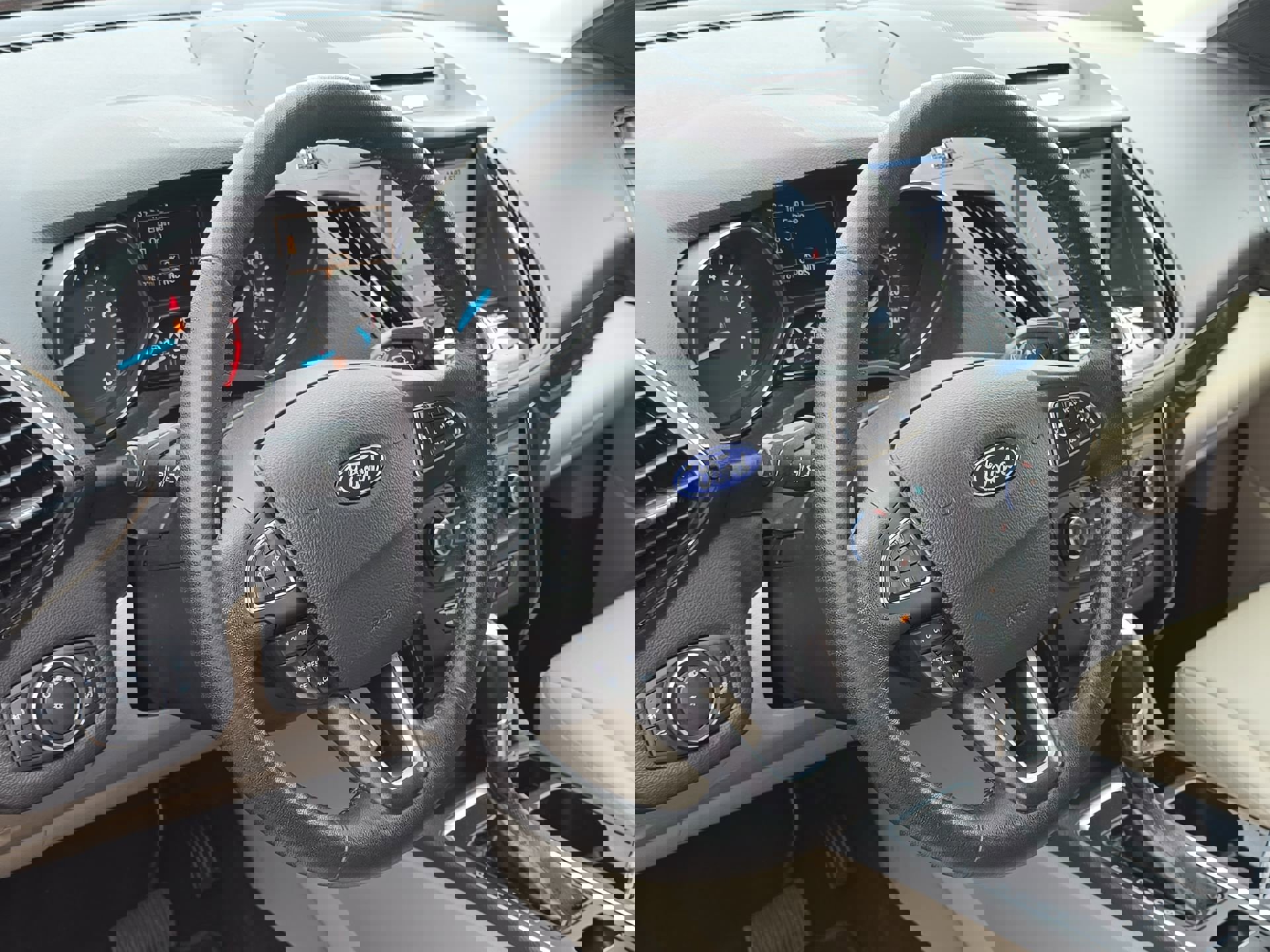 Certified 2017 Ford Escape Titanium w/ Equipment Group 301A image 14