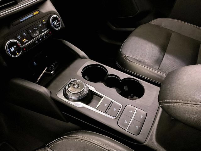 Certified 2020 Ford Escape Titanium AWD/4WD image 16