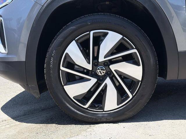 Used 2024 Volkswagen Atlas SE FWD image 28