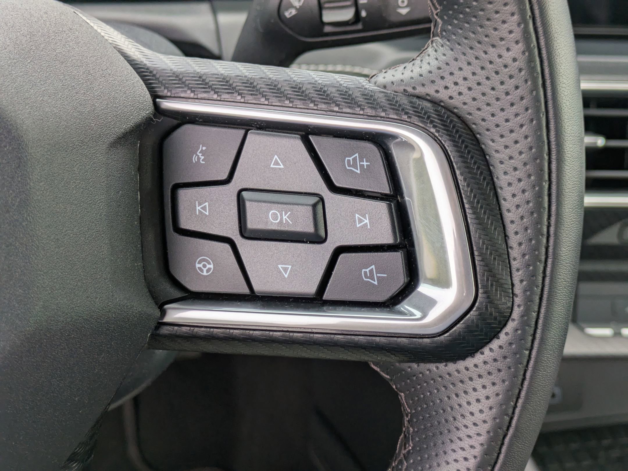 Certified 2024 Ford Mustang GT Premium image 19