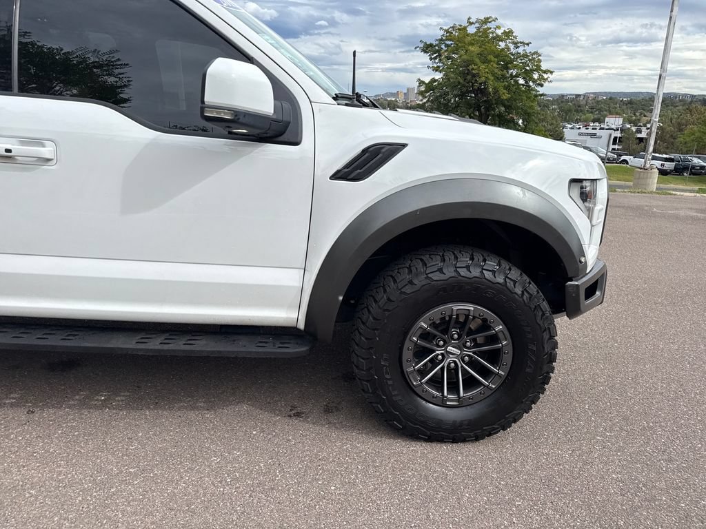 Certified 2019 Ford F150 Raptor w/ Equipment Group 802A Luxury AWD/4WD image 33