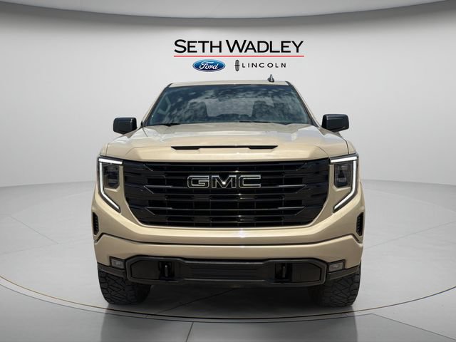Used 2022 GMC Sierra 1500 Elevation w/ X31 Off-Road Package AWD/4WD image 2