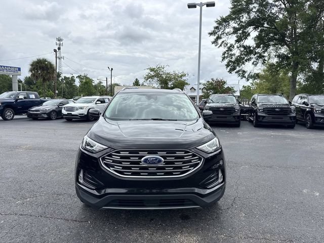 Certified 2022 Ford Edge SEL w/ Convenience Package AWD/4WD image 2