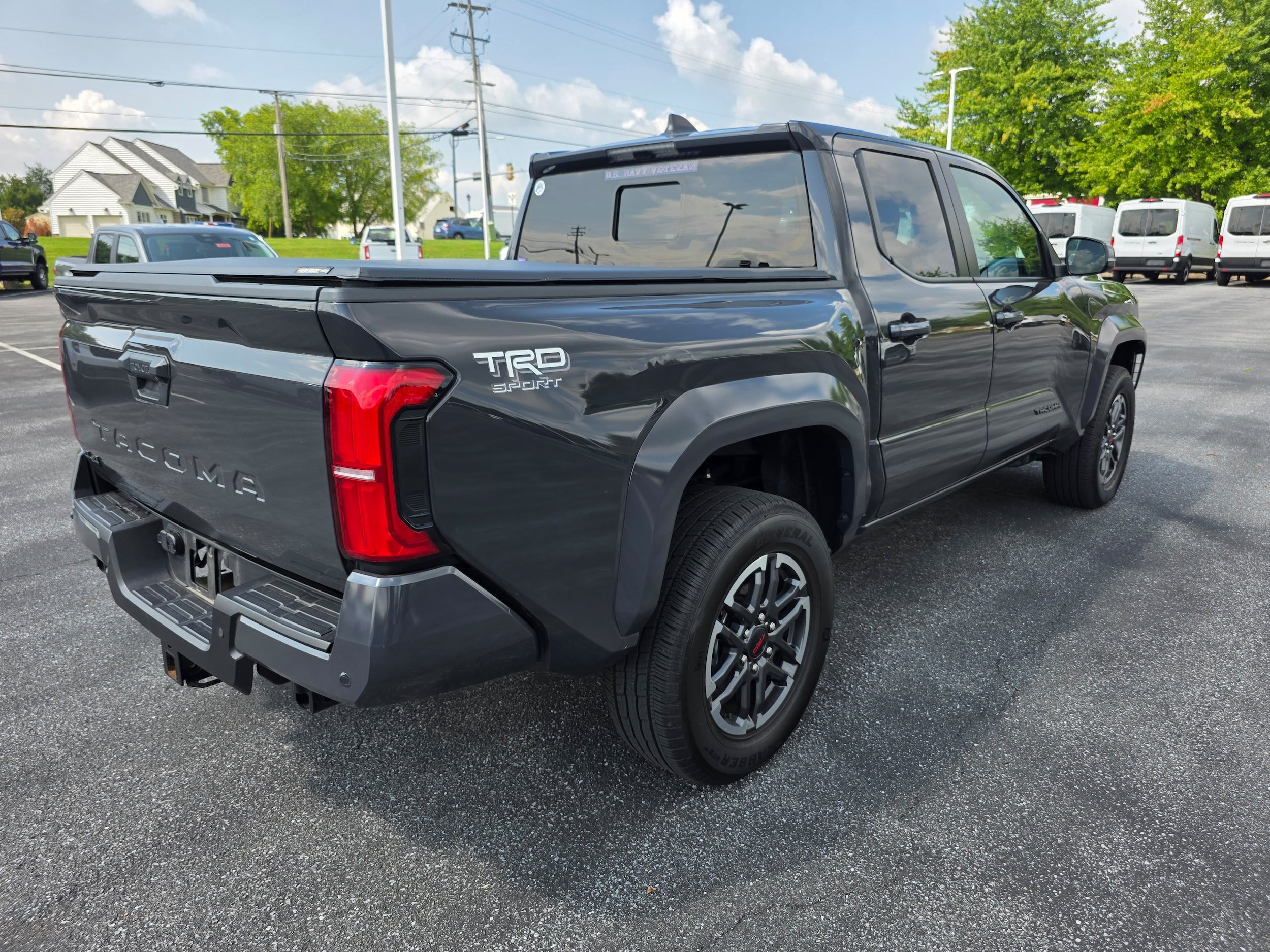 Used 2024 Toyota Tacoma TRD Sport w/ TRD Sport Upgrade Package AWD/4WD image 5