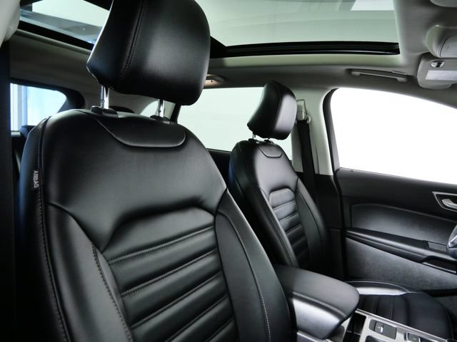 Certified 2024 Ford Edge SEL w/ Convenience Package AWD/4WD image 9