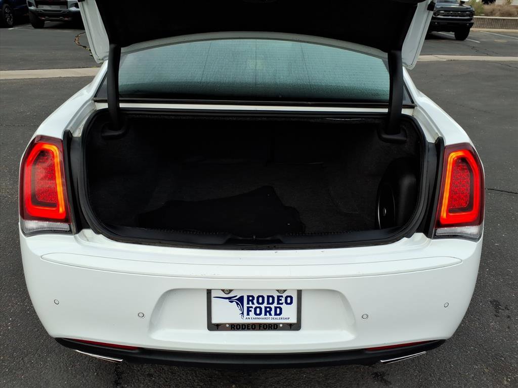 Used 2023 Chrysler 300 S image 10