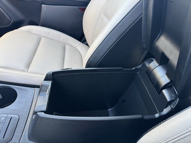 Certified 2022 Ford Escape Titanium w/ Class II Trailer Tow Package image 24