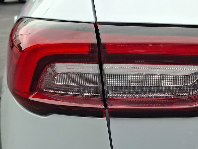 Certified 2025 Ford Escape Active AWD/4WD image 10