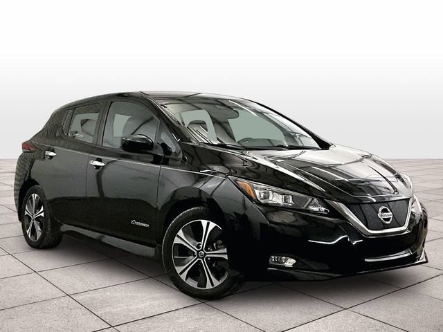 Used 2019 Nissan Leaf SV w/ SV Technology Package FWD image 2