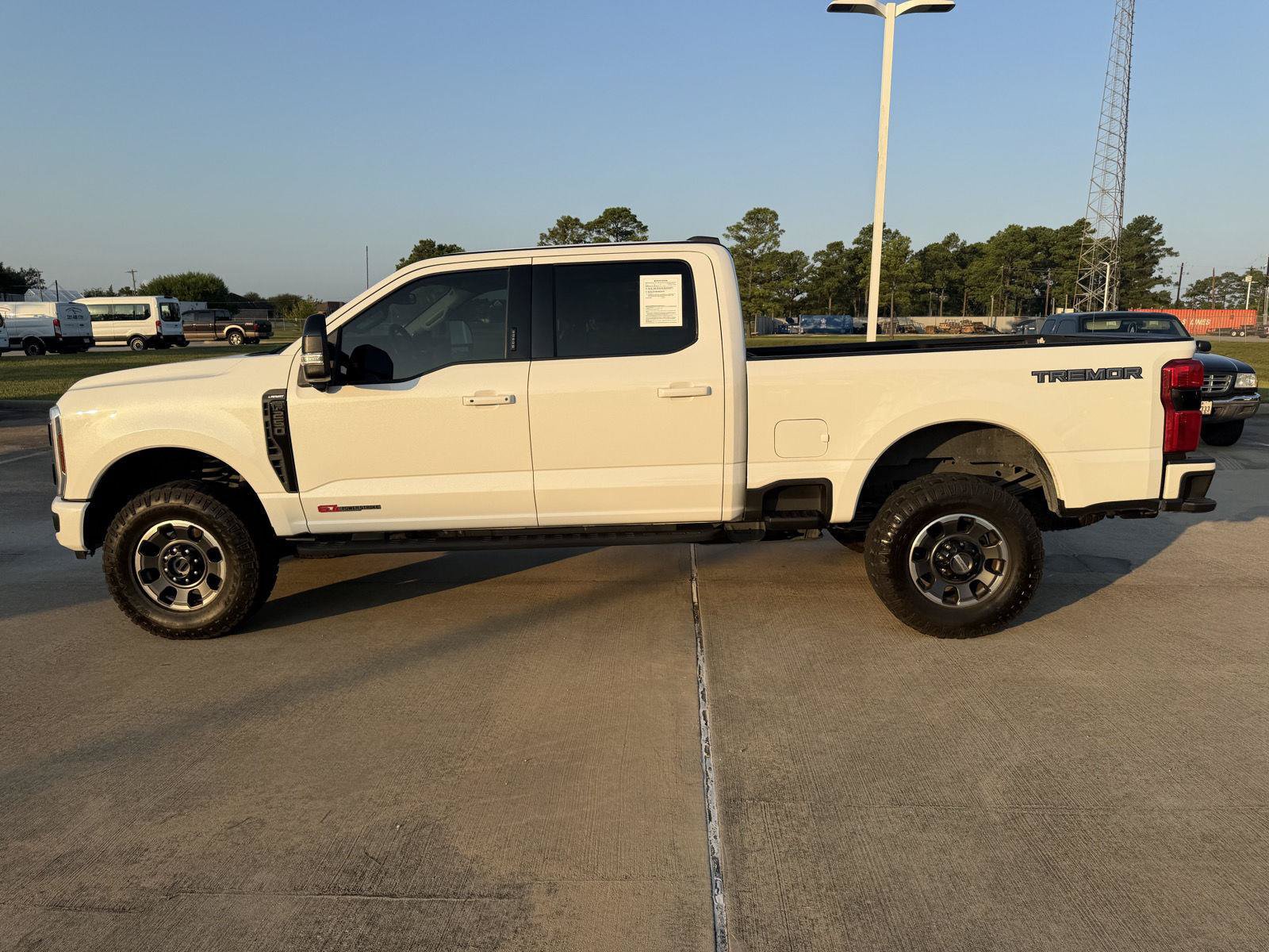 Certified 2024 Ford F250 Lariat w/ Lariat Ultimate Package AWD/4WD image 8