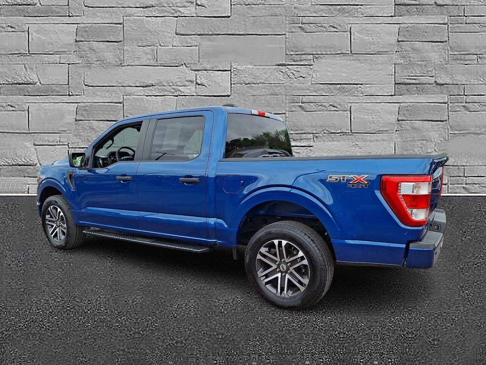 Certified 2023 Ford F150 XL w/ STX Appearance Package AWD/4WD image 7