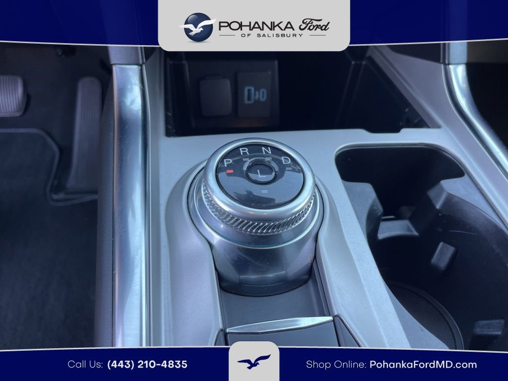 Certified 2022 Ford Explorer XLT w/ Equipment Group 202A AWD/4WD image 15