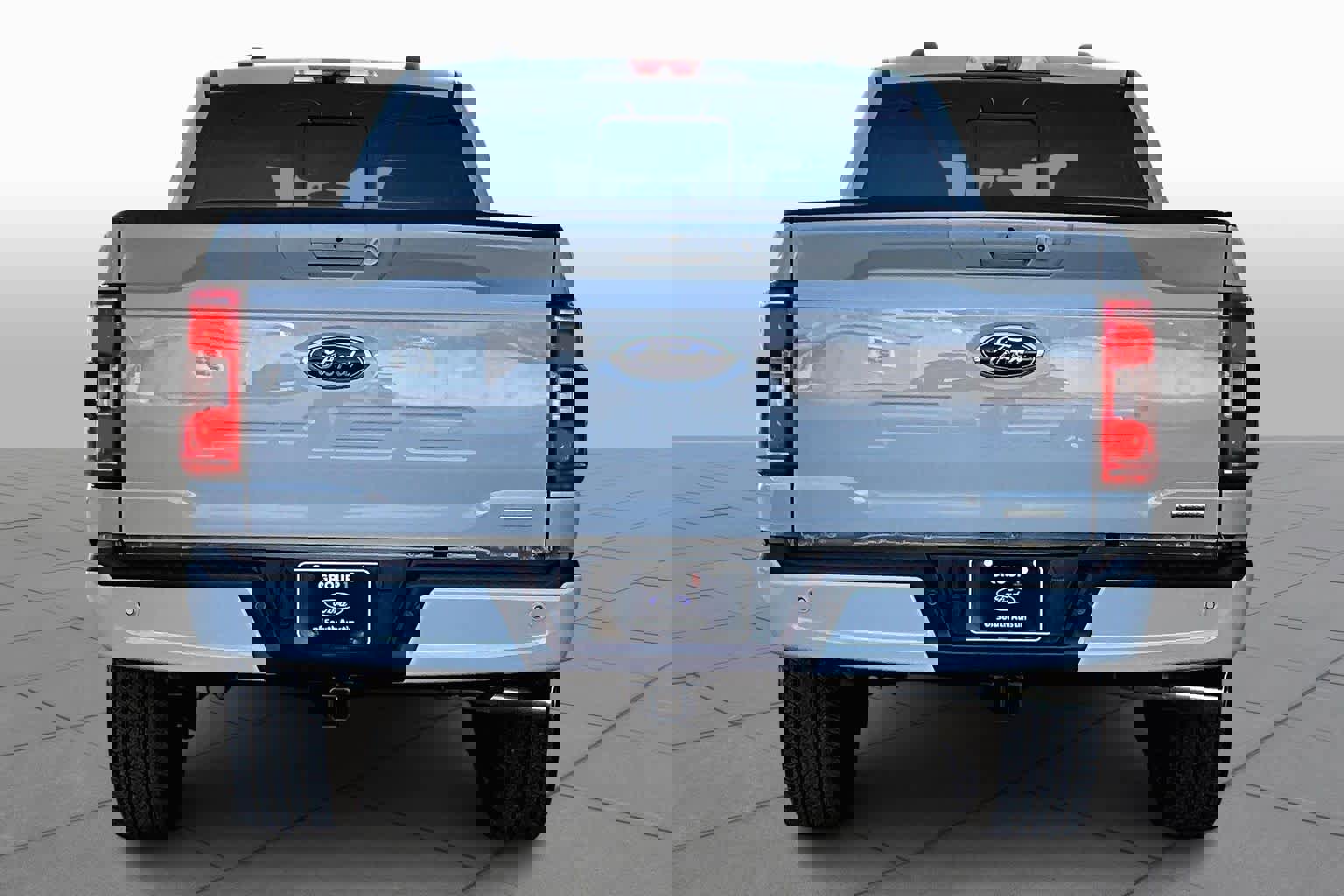 Certified 2023 Ford F150 XLT w/ Equipment Group 302A High image 4