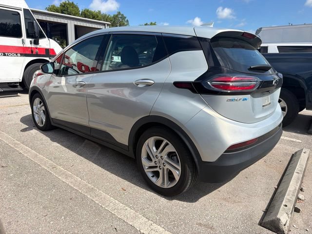 Used 2022 Chevrolet Bolt LT FWD image 2