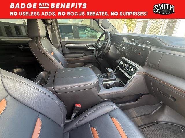 Used 2024 GMC Sierra 1500 AT4 w/ Technology Package AWD/4WD image 11