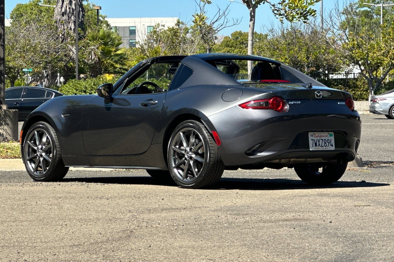 Used 2017 MAZDA MX-5 Miata RF Grand Touring RWD image 5