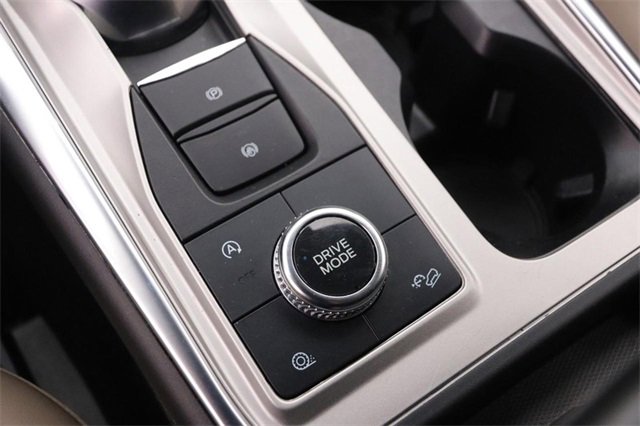 Certified 2023 Ford Explorer XLT w/ Equipment Group 202A image 21