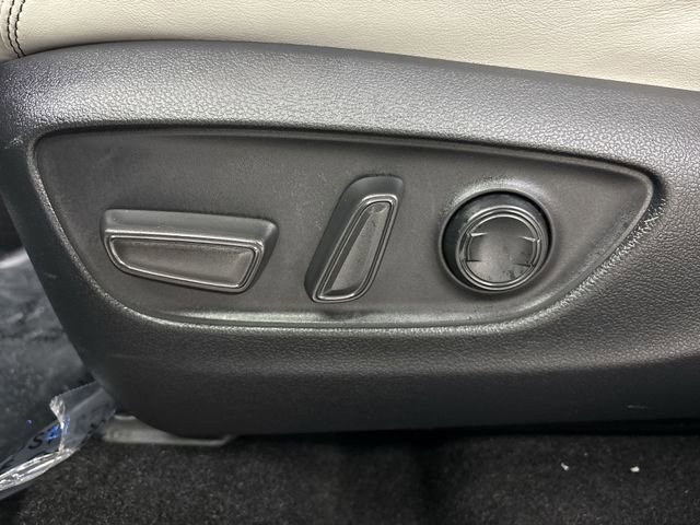 Used 2020 Toyota RAV4 Limited w/ All Weather Liner Package image 4