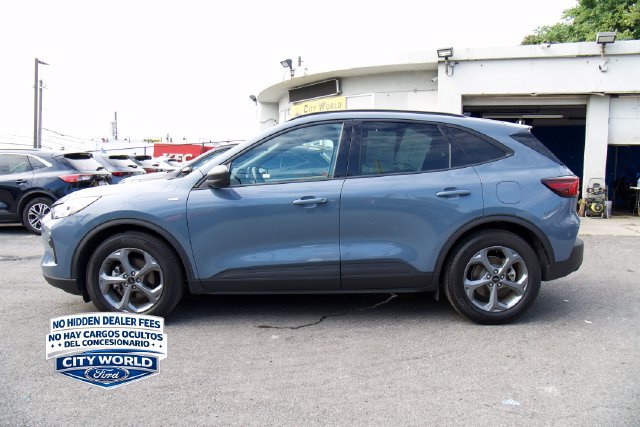 Certified 2025 Ford Escape ST-Line FWD image 7