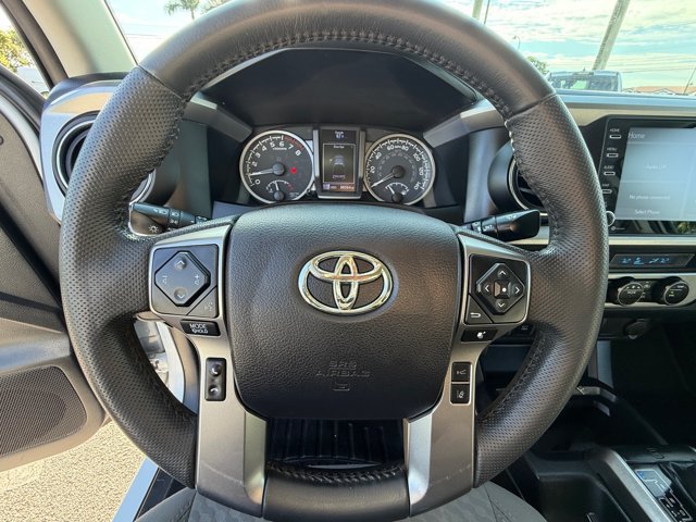 Used 2022 Toyota Tacoma SR5 w/ Technology Package AWD/4WD image 32
