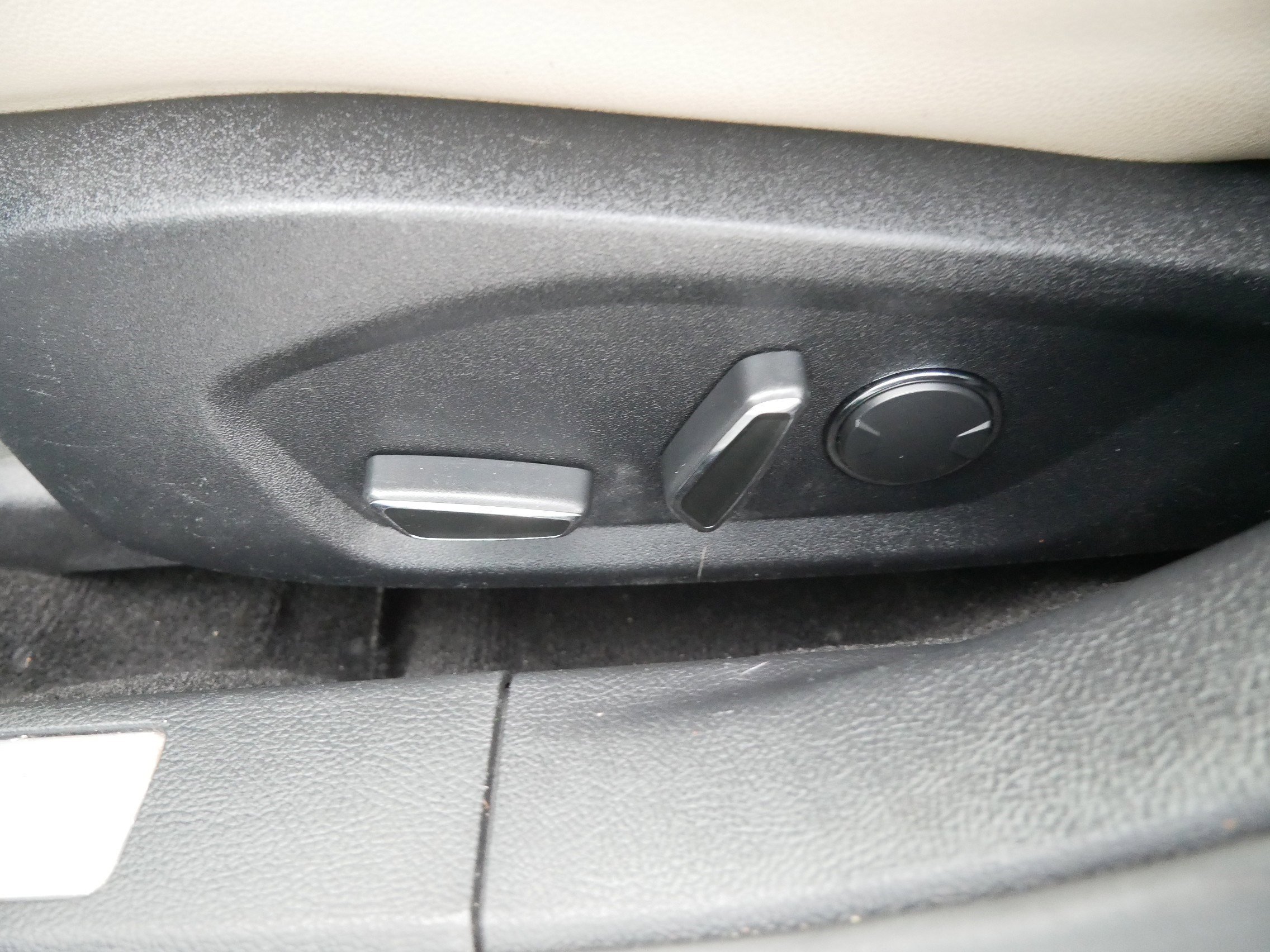 Certified 2018 Ford Fusion Titanium image 19