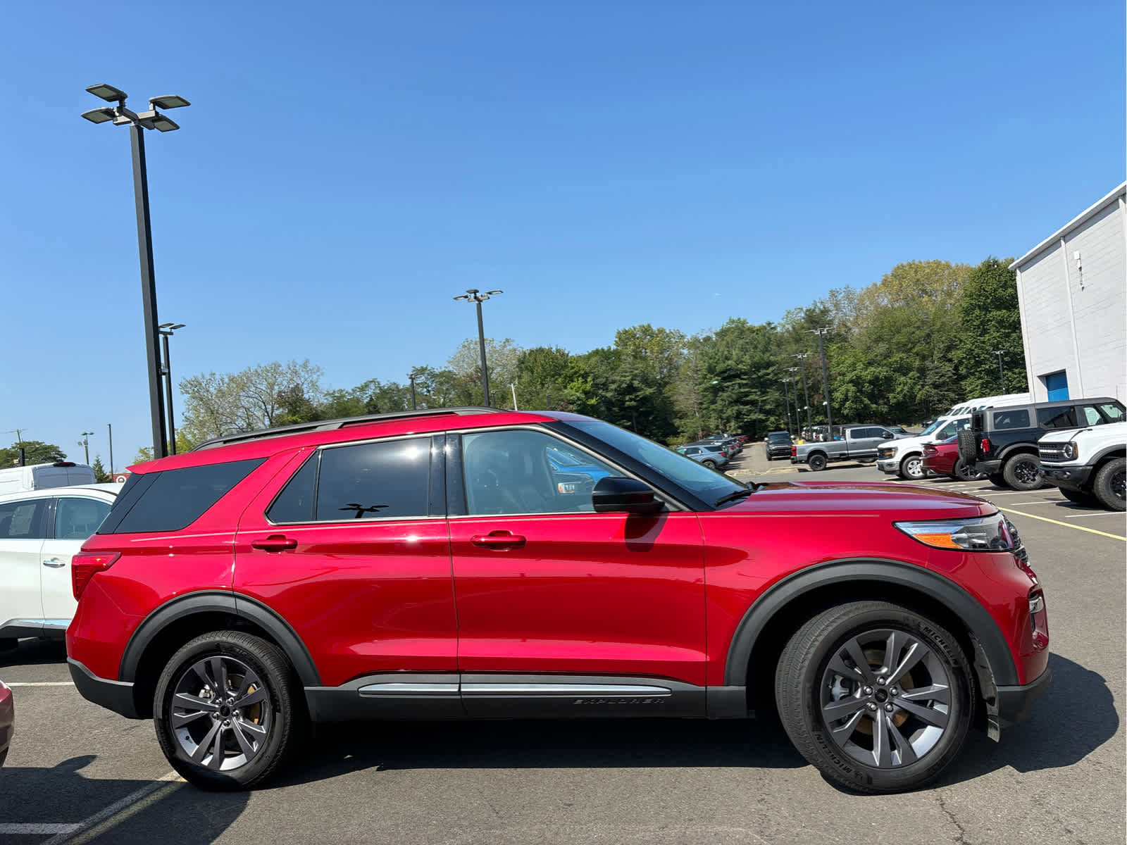 Certified 2024 Ford Explorer XLT w/ Equipment Group 202A image 6