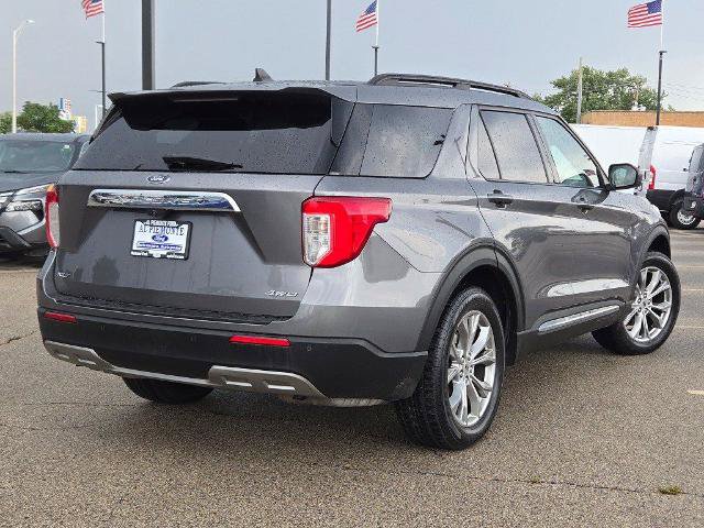 Certified 2021 Ford Explorer XLT w/ Equipment Group 202A AWD/4WD image 11