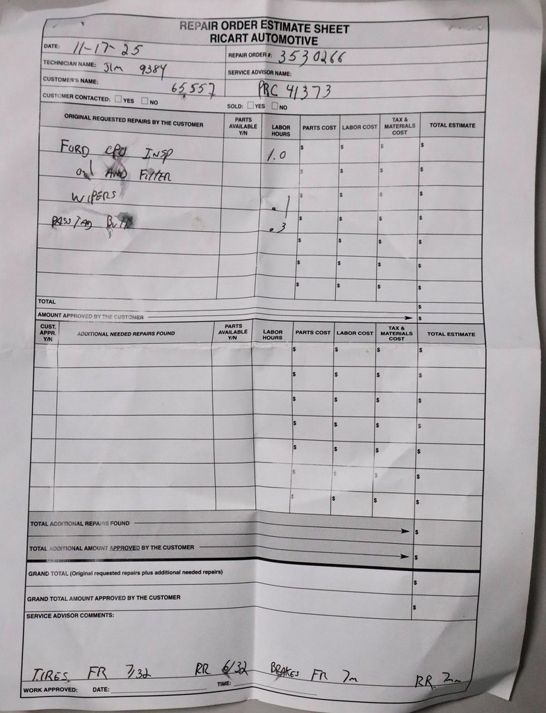 Used 2017 Toyota Camry LE image 11