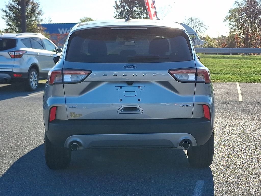 Certified 2022 Ford Escape SE w/ Cold Weather Package image 3
