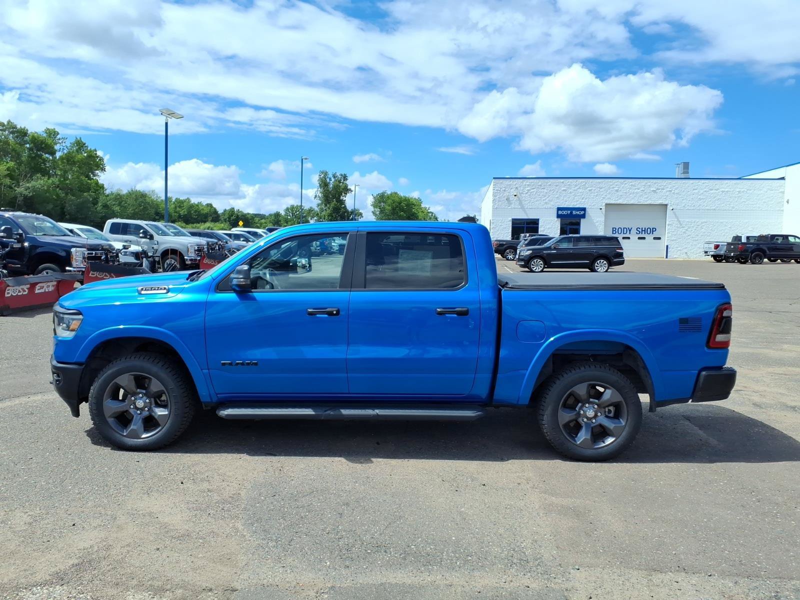 Used 2023 RAM 1500 Big Horn AWD/4WD image 2