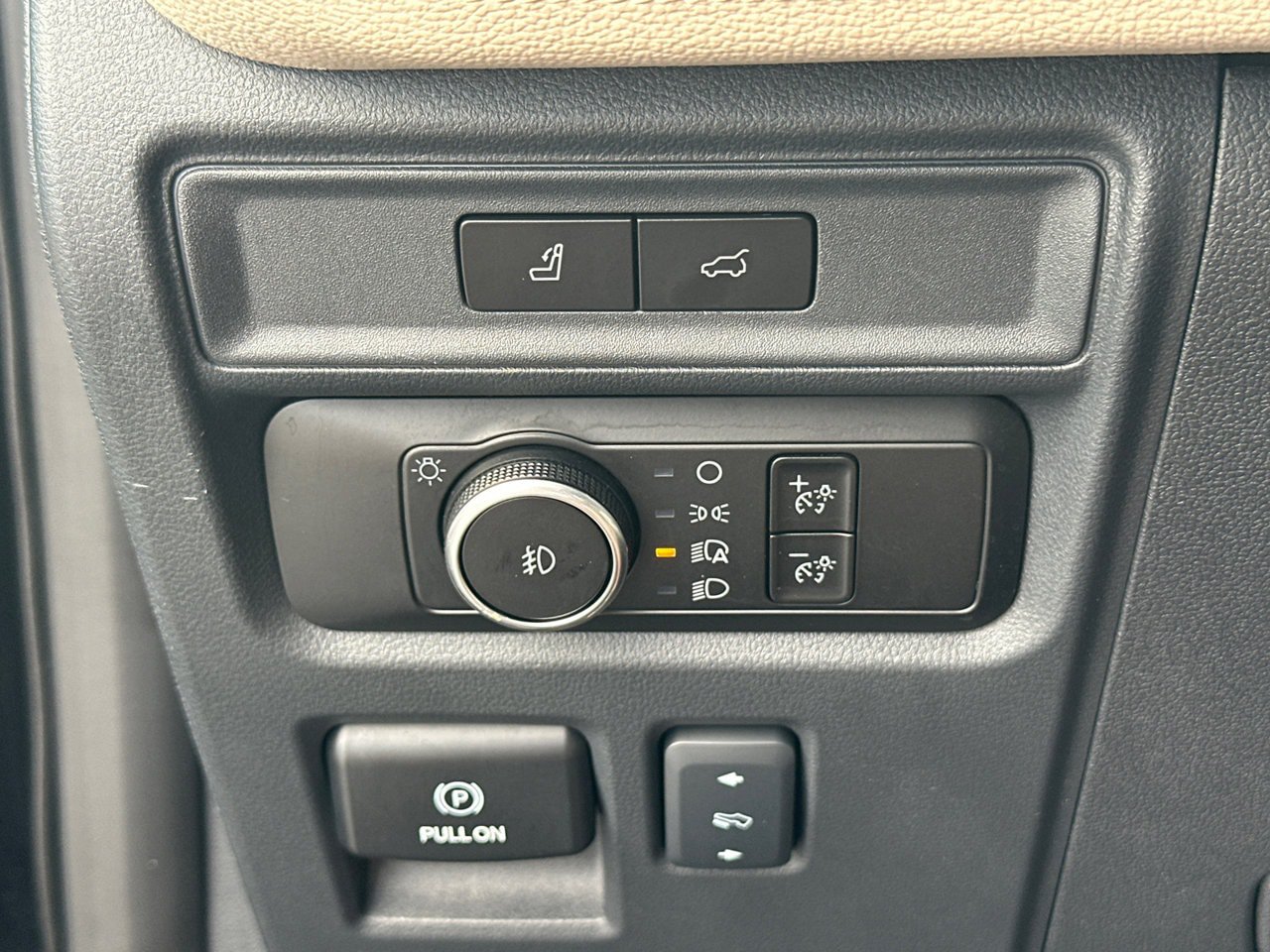 Certified 2024 Ford Expedition Max Limited RWD image 35
