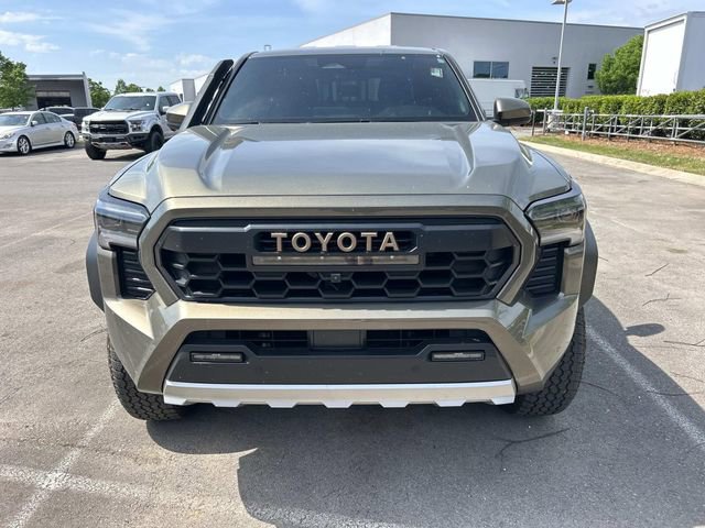 Used 2024 Toyota Tacoma 4x4 Double Cab Hybrid image 2