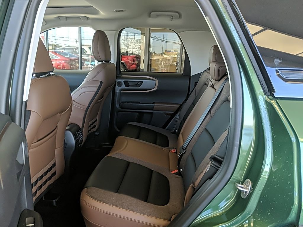 Certified 2025 Ford Bronco Sport Outer Banks w/ Outer Banks Tech Package+ AWD/4WD image 14