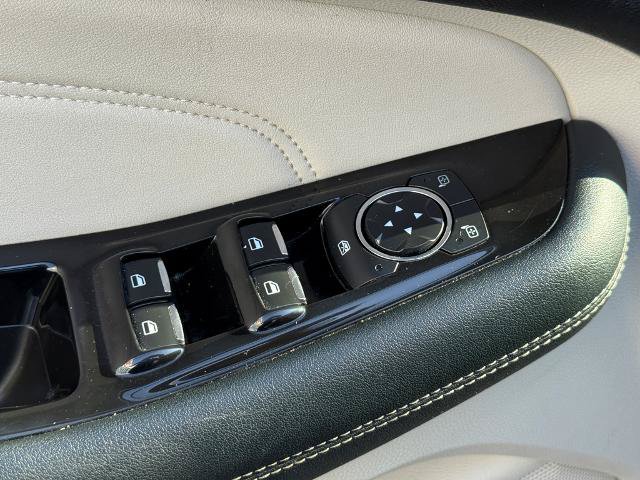 Certified 2020 Ford Edge Titanium AWD/4WD image 12