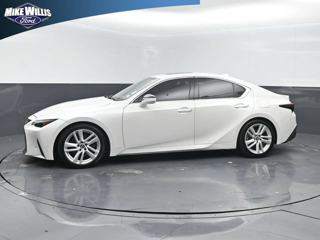 Used 2021 Lexus IS 300 w/ Comfort Package RWD image 4