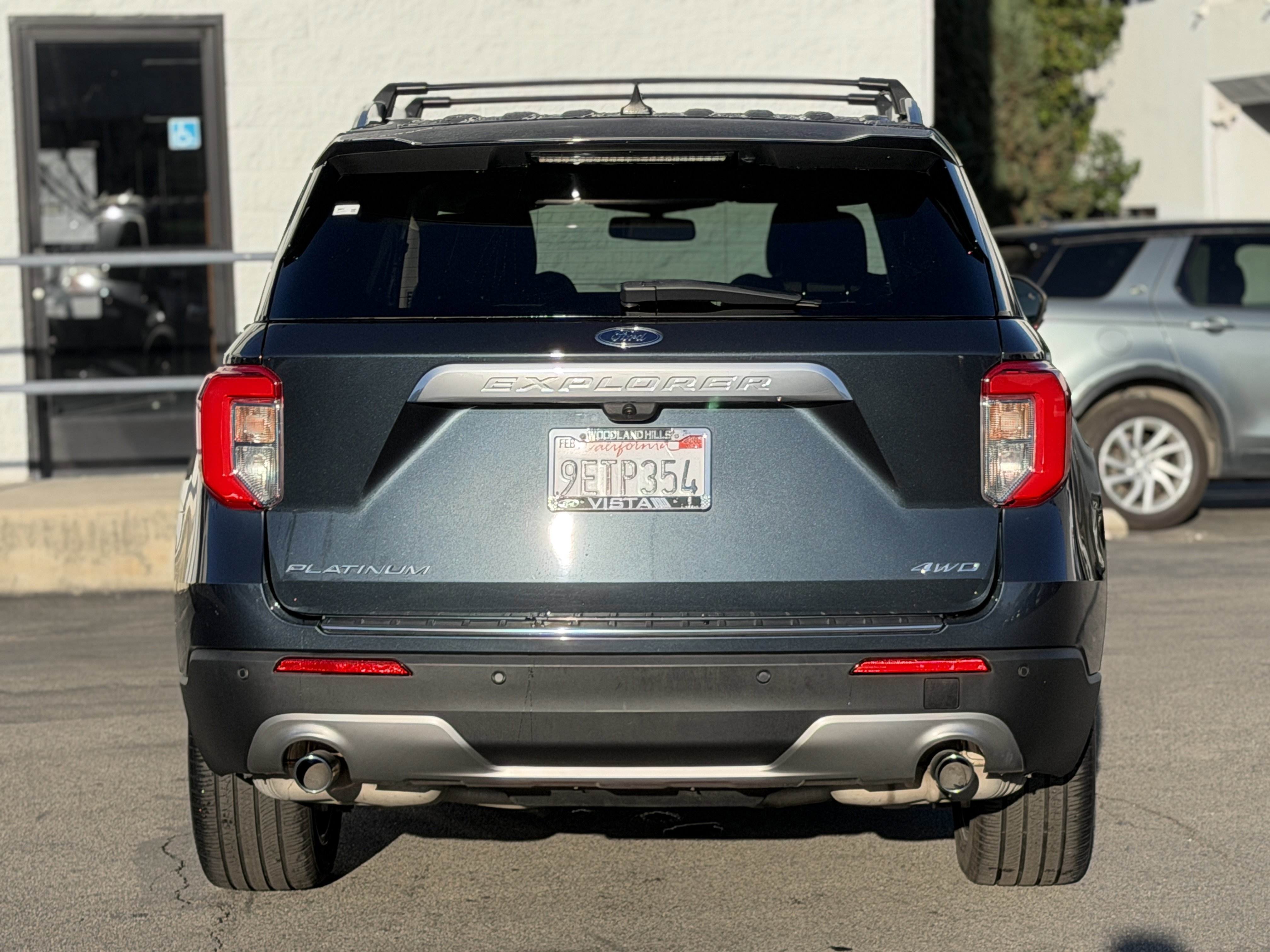 Certified 2023 Ford Explorer Platinum image 4