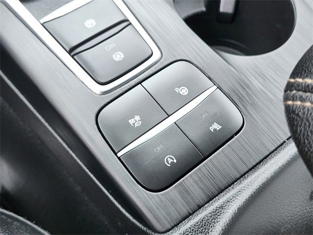 Certified 2022 Ford Escape Titanium w/ Titanium Elite Package image 27