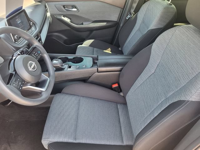 Used 2023 Nissan Rogue SV FWD image 27