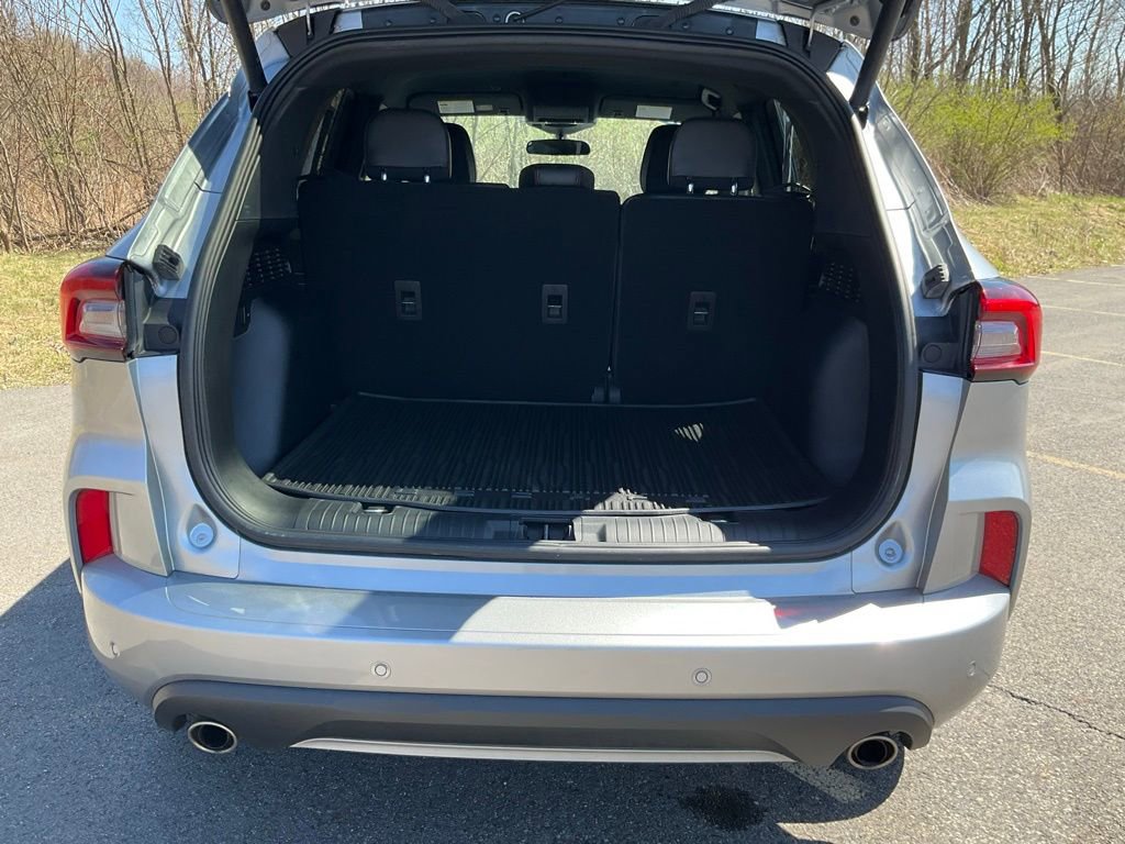 Certified 2023 Ford Escape ST-Line w/ Tech Pack #1 image 24