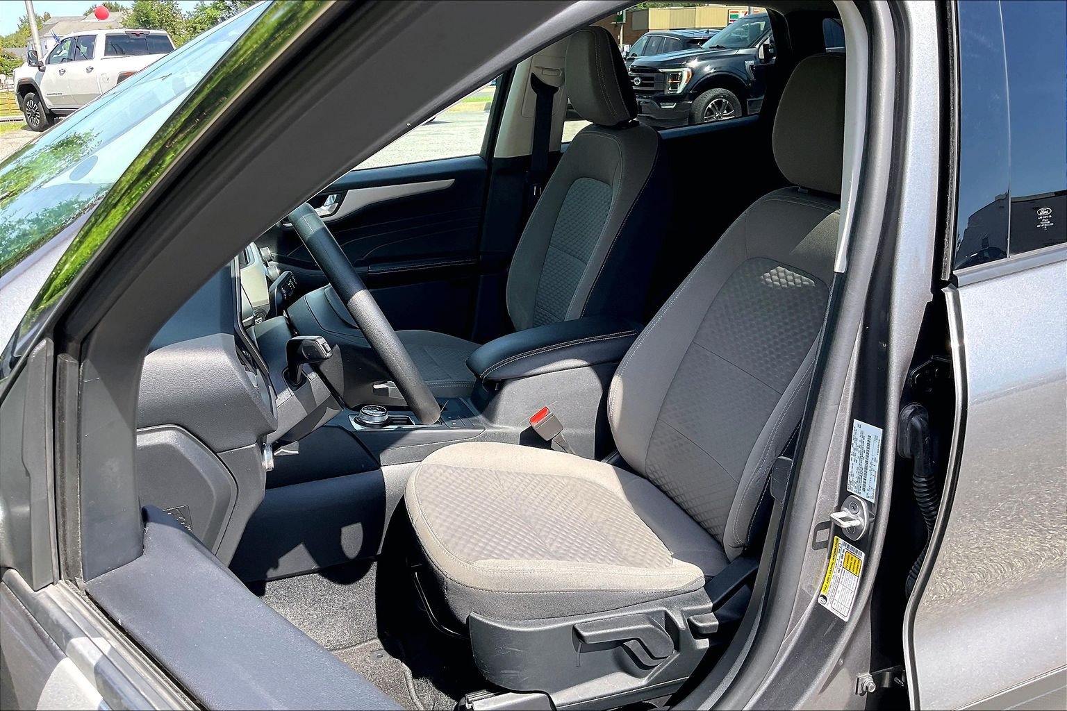 Certified 2021 Ford Escape SE AWD/4WD image 25