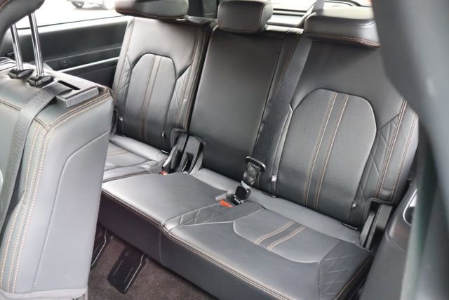 Certified 2023 Ford Expedition Max Platinum image 28