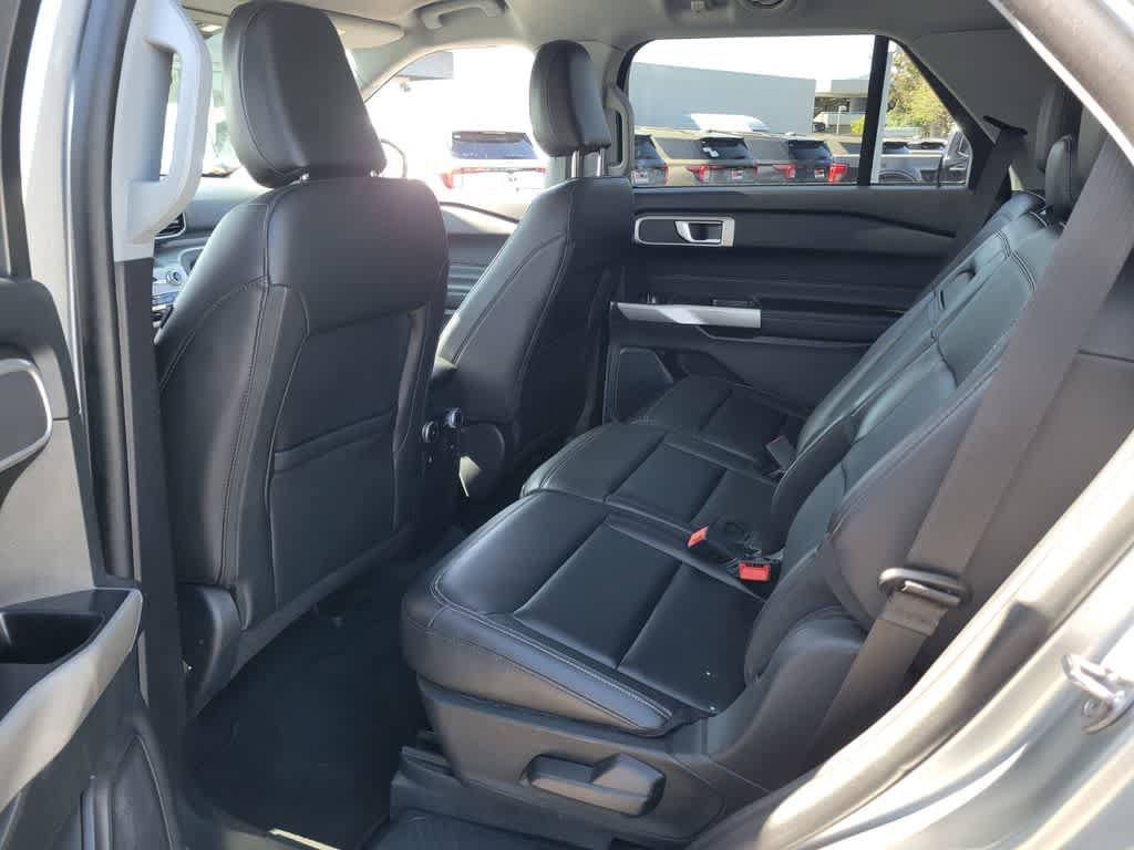 Certified 2023 Ford Explorer XLT w/ Equipment Group 202A RWD image 12